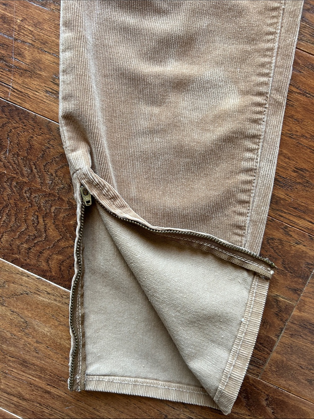 J. Crew Toothpick super skinny Stretch cords with 6” zippers at ankle. tan sz32 - Picture 7 of 12